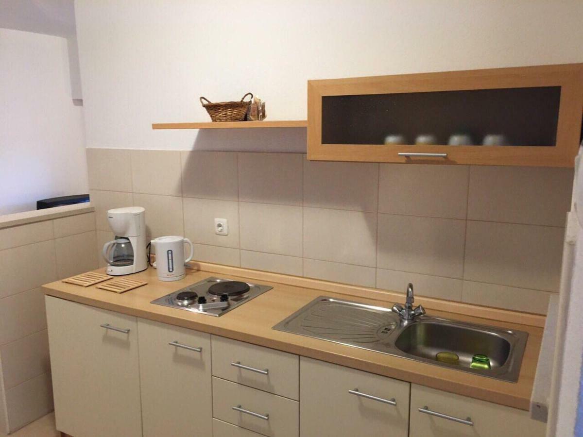 Apartments Roberta Novigrad  Екстер'єр фото